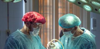 Phẫu thuật chuyển giới