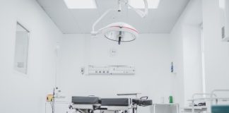 Phẫu Thuật Chuyển Giới: Toàn Tập Kiến Thức Từ A-Z (Cập Nhật WPATH SOC 8) Bác sĩ tư vấn phẫu thuật chuyển giới